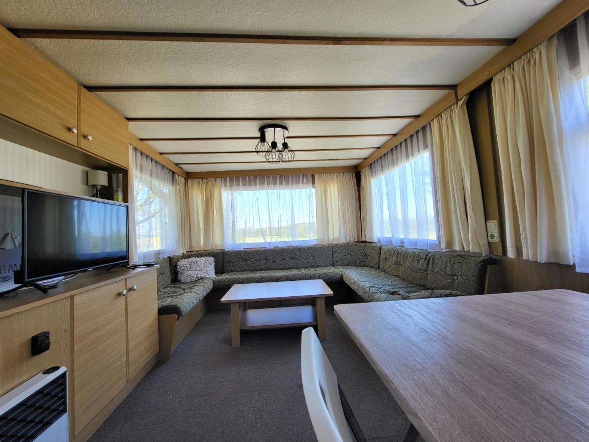 Villa Agroturystyka Pod Lipa à Male Lezno Extérieur photo